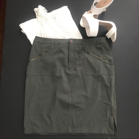 Nine West Dresses & Skirts - Olive Nine West pencil skirt Nine West Dresses & Skirts - Olive Nine West pencil skirt